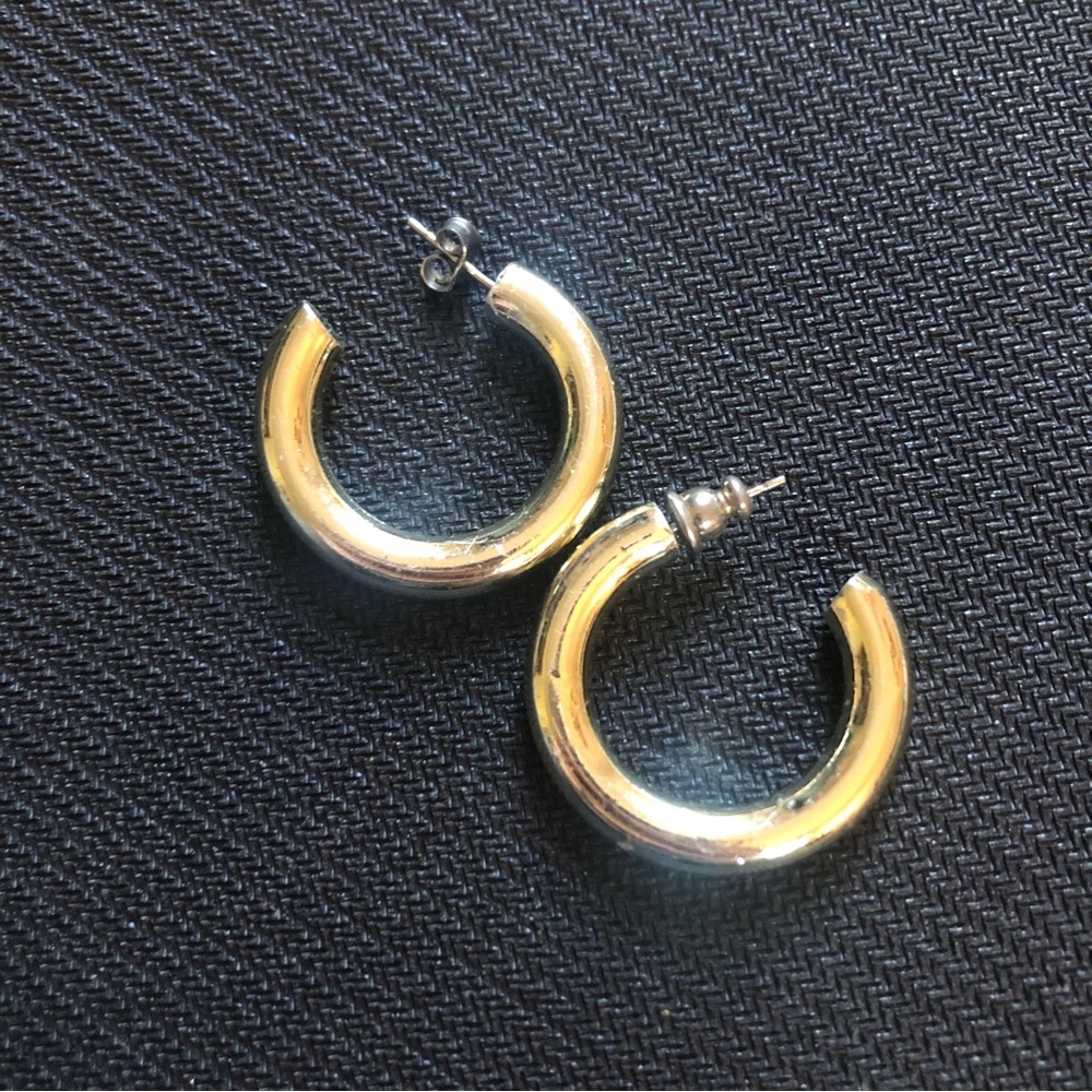Chunky silver one inch hoop earrings vintage